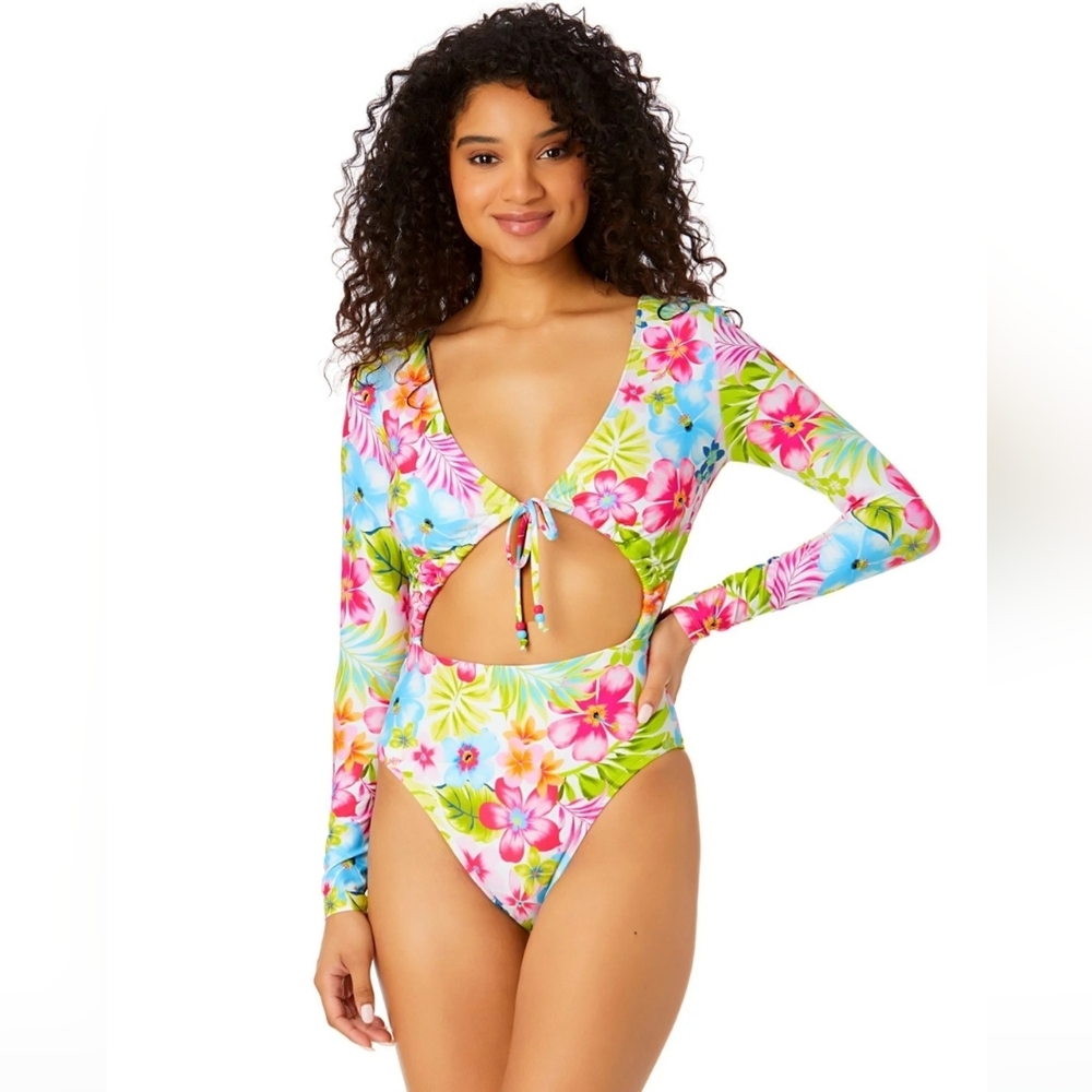 Celebrity‎ Pink One Piece Cut Out Floral Womens Swimsuit Size Medium NWOT